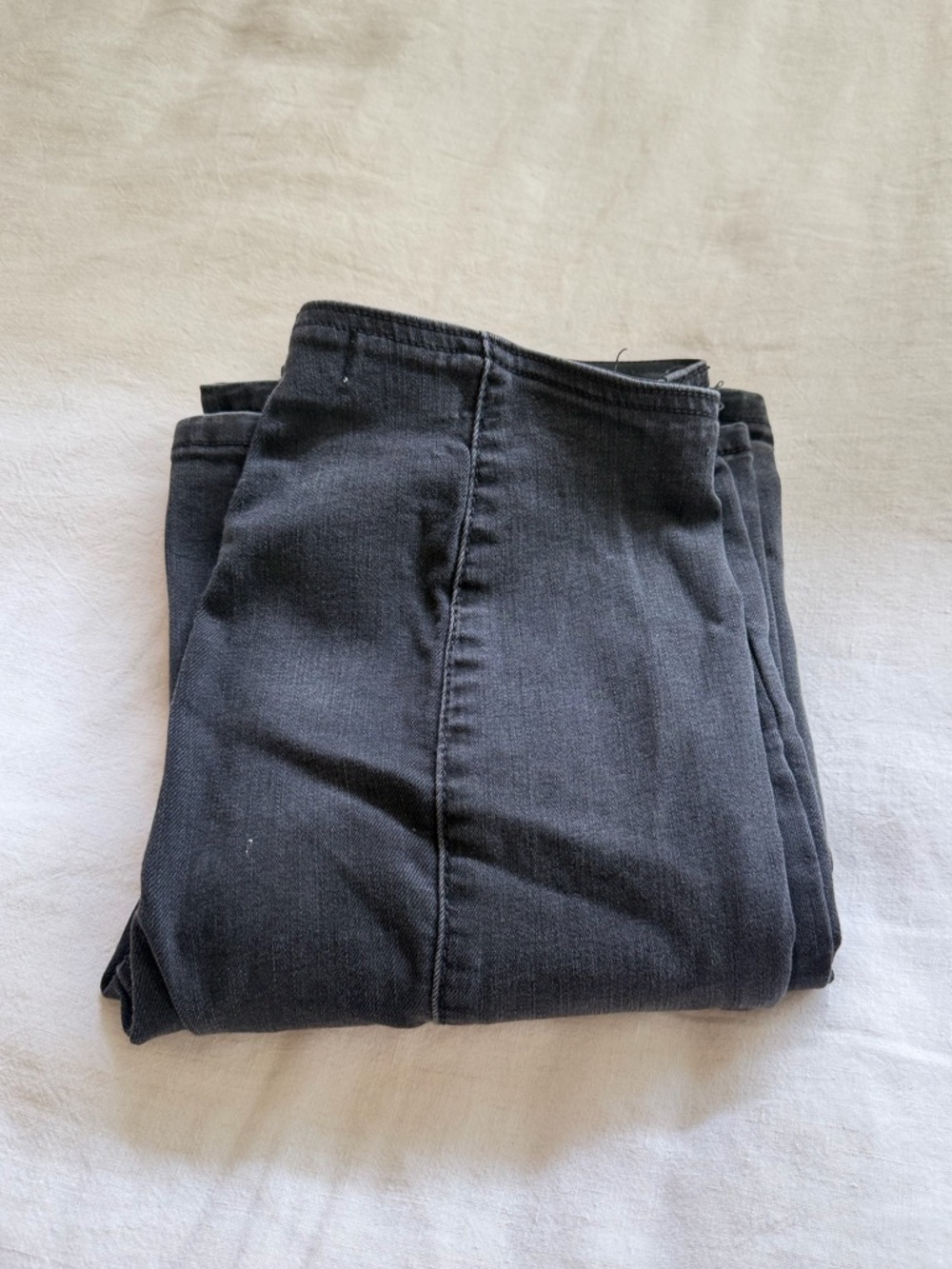 We The Free Penny Pull-On Flare
Jeans